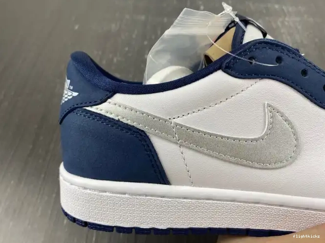 Navy Low Jordan Midnight CJ7891-400 1 SB 0502